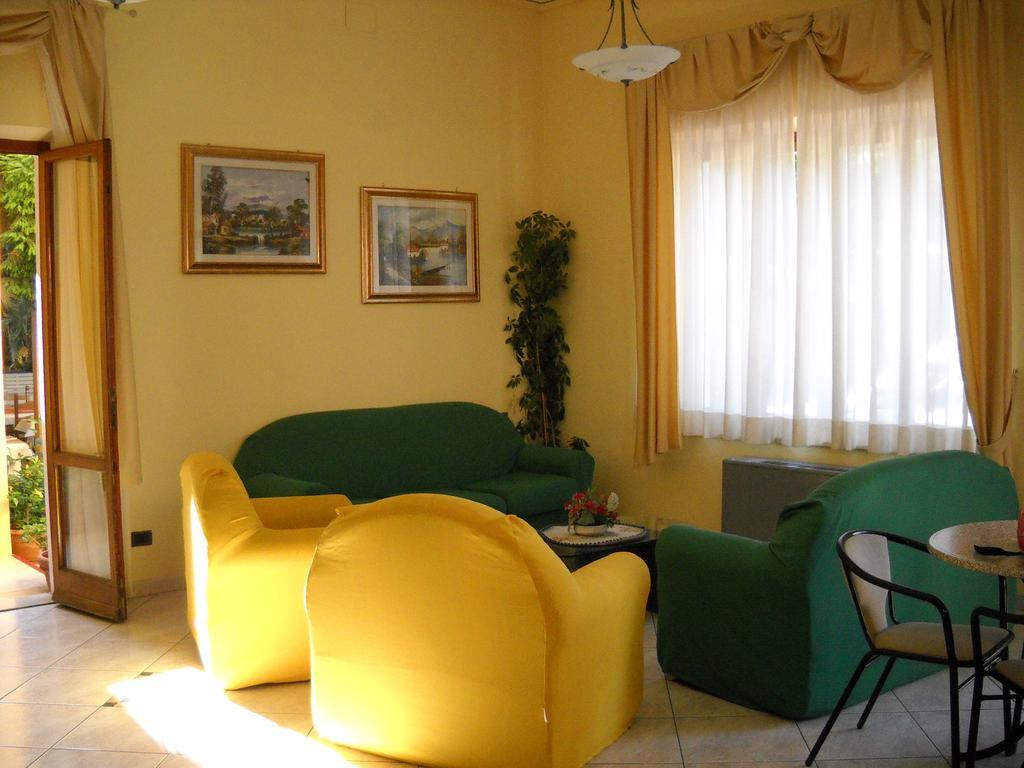 Hotel La Conchiglia Марчиана-Марина Экстерьер фото