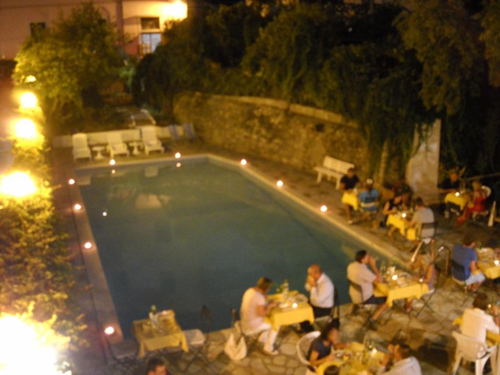 Hotel La Conchiglia Марчиана-Марина Экстерьер фото